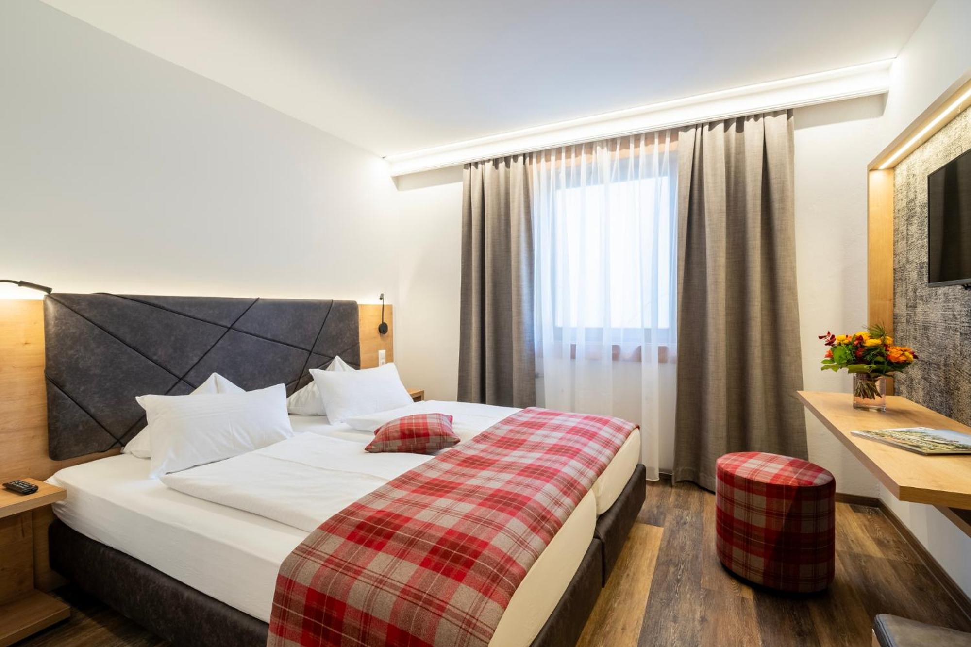 Hotel Alte Post Feld am See Zewnętrze zdjęcie
